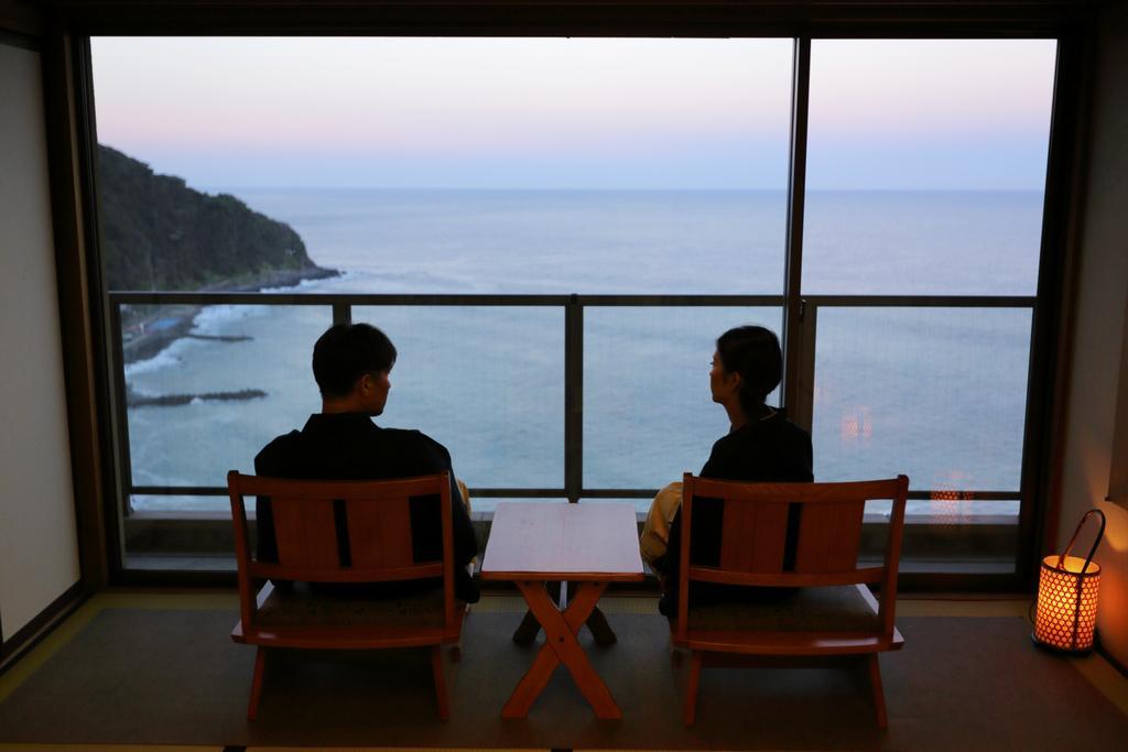 Izu Retreat By Onko Chishin ฮิกาชิอิซุ ภายนอก รูปภาพ