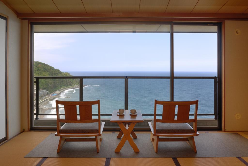 Izu Retreat By Onko Chishin ฮิกาชิอิซุ ภายนอก รูปภาพ